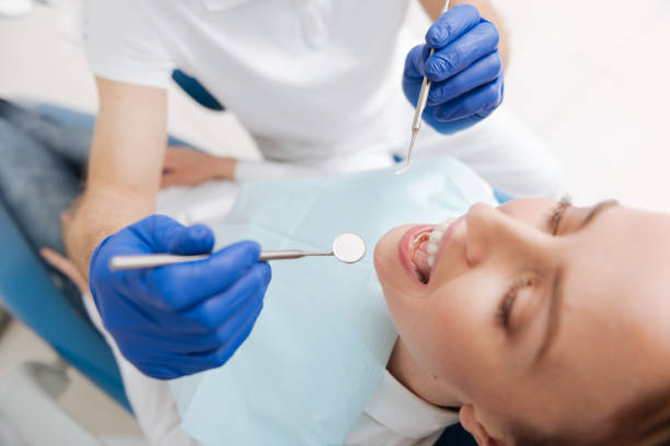 Best Wisdom Tooth Removal  in Windsor, IL